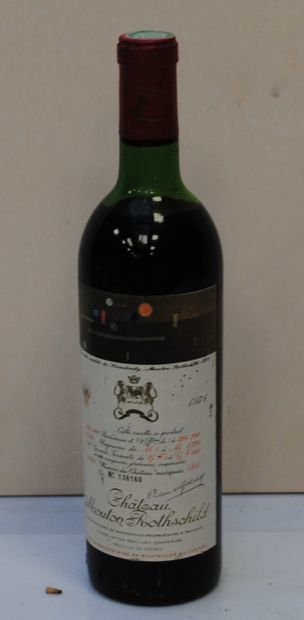 1 bout CHT MOUTON ROTHSCHILD 1971 (debut...
