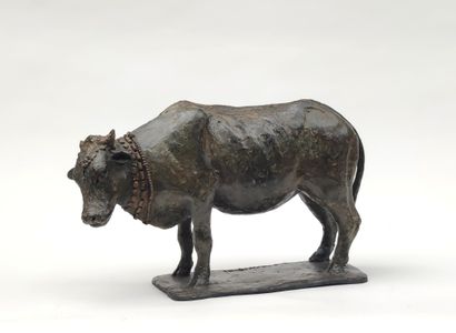 null Christine PARAVISINI (1960-2013)

La vache

Epreuve en bronze patinée brun-vert,...