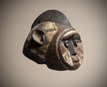 MOSSI (Burkina Faso) 
Masque cimier anthropomorphe...