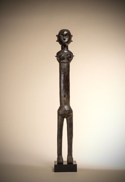 null NIAMWEZI (Tanzania)

Heavy patinated wood puppet whose arms have been lost,...