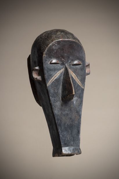 null IGALA (Nigeria)

Rare "Agbanabo" royal mask of exceptional size.

For a close...