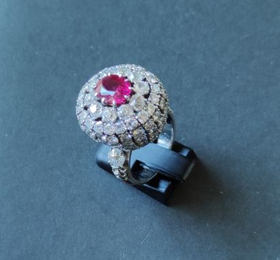 null 
PLATINUM RING set with a 2.73 carat Burmese ruby in a brilliant-cut diamond...