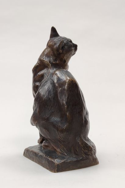 null L. RICHE

Seated cat 

Proof in bronze with brown patina, edition cast, from...