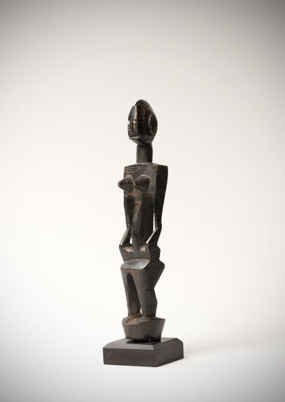 null 
Bambara (Mali) Haut de canne «Solima bere» représentant un personnage féminin...
