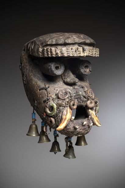 Kran (Ivory Coast / Liberia) Powerful mask...