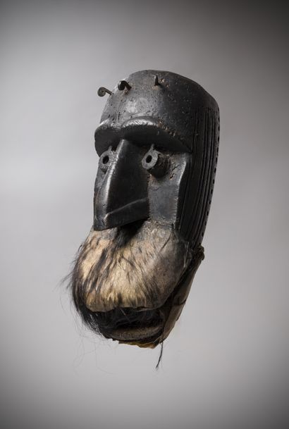 Toma / Guerze (Upper Guinea) Very old mask...