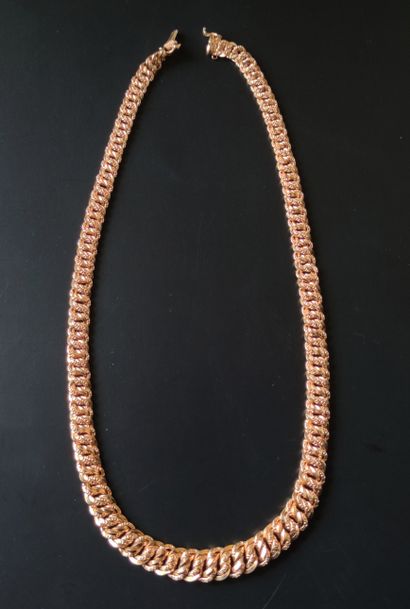 NECKLACE, curb chain in yellow gold 750 °/°°...
