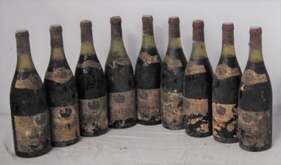 9 bouteilles CORTON GAGNEROT 1976 (2nlb,...