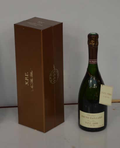1 bouteille CHAMPAGNE NEC PLUS ULTRA 1999...