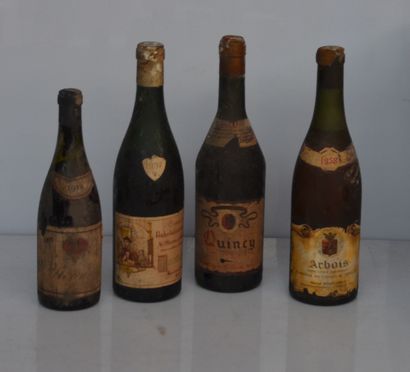 null 4 bouteilles : 1 ARBOIS 1958 BOUILLERET, 1 QUINCY 1955, 1 MONTLOUIS 1957, 1...