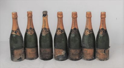 7 bouteilles CHAMPAGNE RUINART (étiquettes...