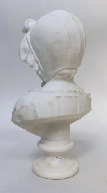 null Quirini TEMPRA (1849-1888)

Buste de petite fille

Sculpture en marbre signée...