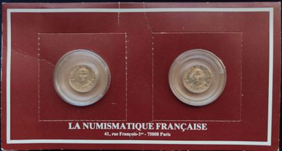  Plaquette "La numismatique Française" avec deux médailles or commémoratives frappées...