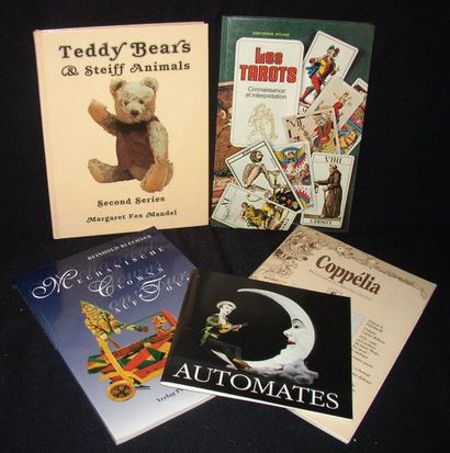 null Ensemble de livres spécialisés sur les poupées et jouets, comprenant : Teddy...