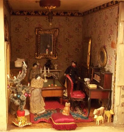  Belle maison de poupée ancienne de la maison Christian HACKER avec intérieur d'origine...