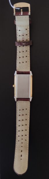 null 
JAEGER LECOULTRE

Unisex wristwatch, Reverso model, case in gold 750°/00 and...