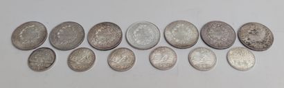 null 
Lot of 7 French silver PIECES of 50 Francs with Hercules (1974-1975-1976-1977-1978)...