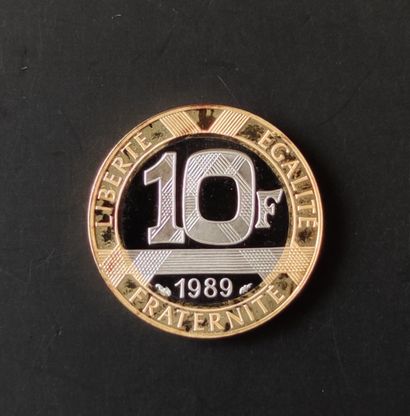 null 
Deux PIECES de 10 francs or et argent, monnaie de Paris, Montesquieu, 1989

Poids...