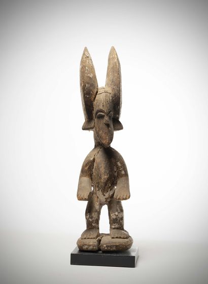 null Ibo

(Nigeria) Anthropo-zoomorphic statue of the "Ikenga" cult representing...
