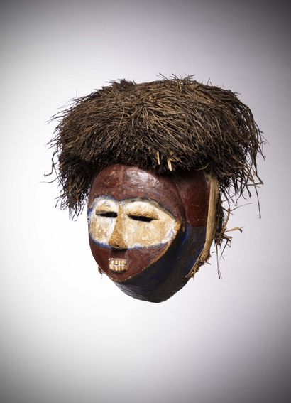 Pendé 

(Congo RDC) Masque féminin 