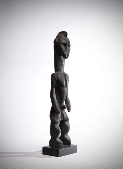 null Angas

(Nigeria) Very old male statue in wood with a black crusty patina.

The...
