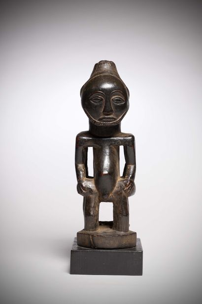 null Luba 

(RDC) Harmonieuse sculpture représentant deux personnages masculin et...