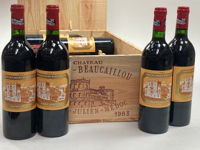 12 bouteilles Château Ducru-Beaucaillou 1983...