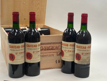 12 bouteilles Château Figeac 1985 1er GCC...
