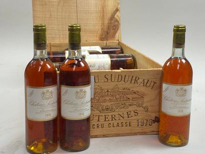 12 bouteilles Château Suduiraut 1976 1er...