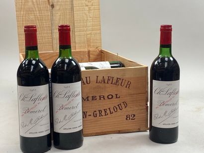 null 12 bouteilles Château Lafleur 1982 Pomerol CB (4 BG 8 NTLB)