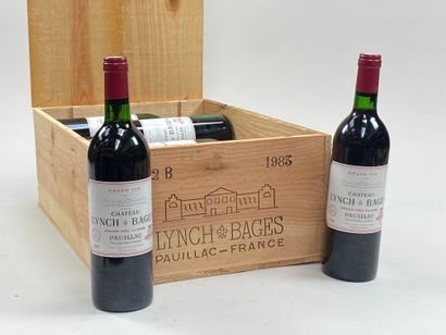 12 bouteilles Château Lynch Bages 1983 5ème...