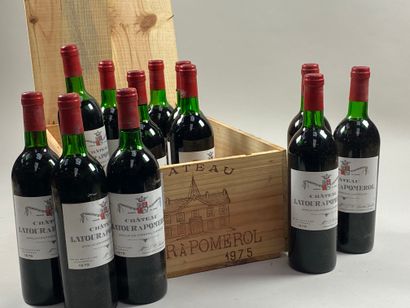12 bouteilles Château Latour à Pomerol 1975...