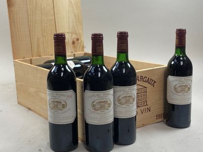 null 12 bouteilles Château Margaux 1981 1er GCC Margaux (CB) (BG/NTLB)