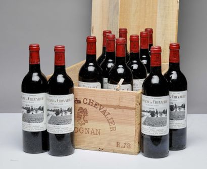 12 bouteilles Domaine de Chevalier 1978 CC...
