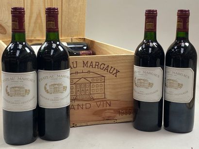 12 bouteilles Château Margaux 1985 1er GCC,...