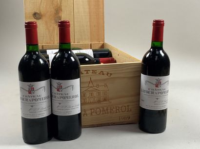12 bouteilles Château Latour à Pomerol 1989...