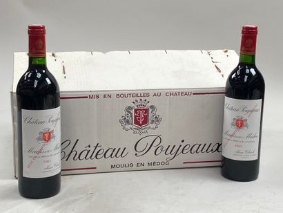 null 12 bouteilles Château Poujeaux 1983 Moulis (carton d'origine)