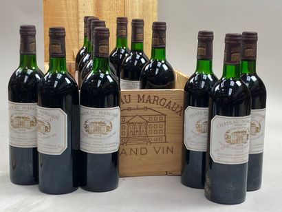 12 bouteilles Château Margaux 1979 1er GCC...