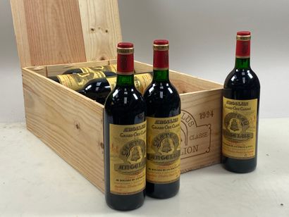 12 bouteilles Château Angélus 1994 1er GCC...