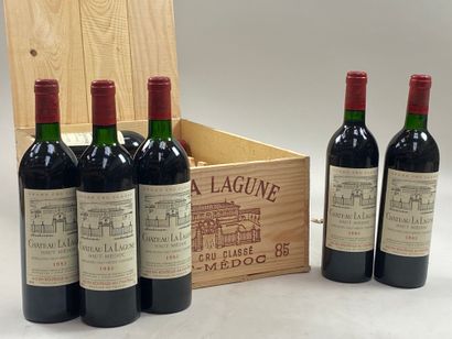 12 bottles Château La Lagune 1985 3rd GCC...