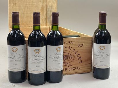 null 12 bottles Château Sociando-Mallet 1983 Haut Medoc CB (BG/NTLB)