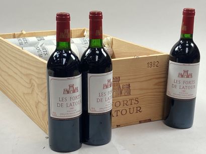 null 12 bouteilles Les Forts de Latour 1982 Second vin du château Latour Pauillac...