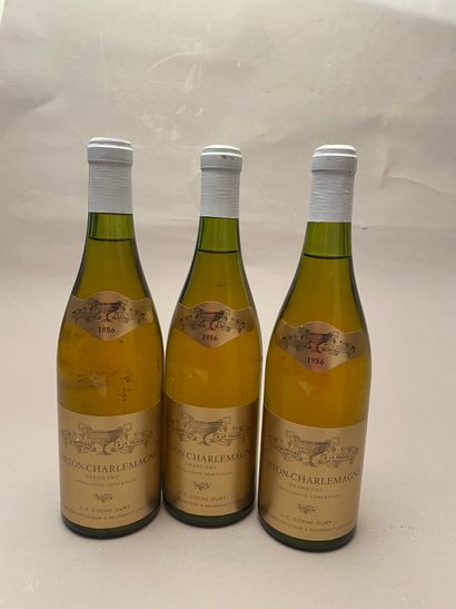 3 bouteilles Corton-Charlemagne 1986 GC Dom...