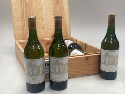 6 bouteilles Château Haut-Brion BLANC 1990...