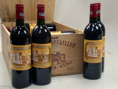 12 bouteilles Château Ducru-Beaucaillou 1985...