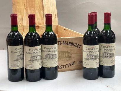 12 bouteilles Château Haut-Marbuzet 1990...