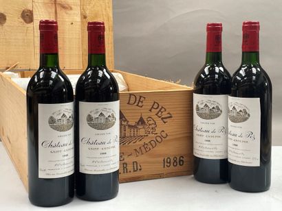 12 bouteilles Château de Pez 1986 Saint-Estèphe...
