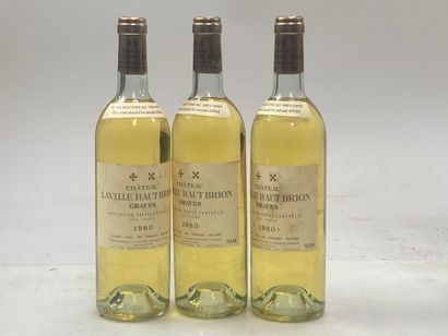 3 bouteilles Château Laville Haut-Brion 1980...
