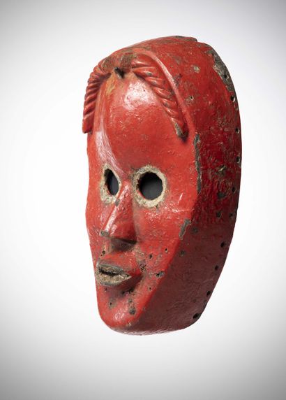 null Dan Ivory Coast
Mask with round eyes coated with red paint. This type of mask...