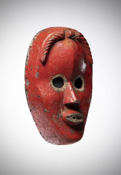 null Dan Ivory Coast
Mask with round eyes coated with red paint. This type of mask...